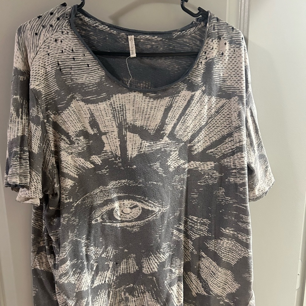 Magnolia Pearl Tshirt